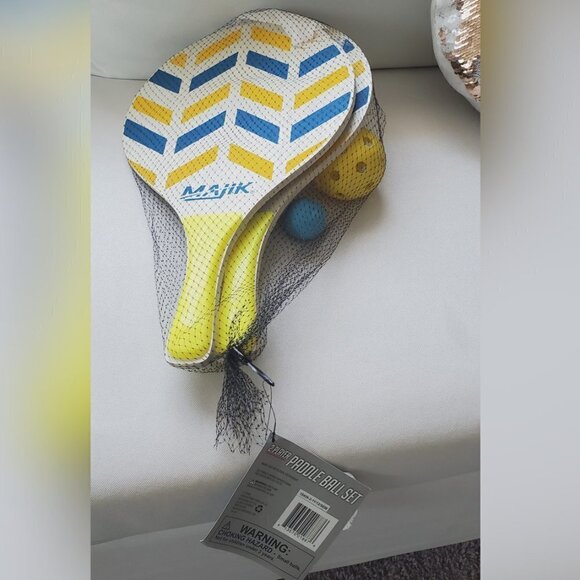 💃Beach Playground Majik 2 PlayerPaddle Ball Set Indoor or Outdoor Fun 2pc Set🌴 - Picture 2 of 7